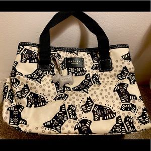 Radley London Nylon Bag. Very cute design and perfect condition